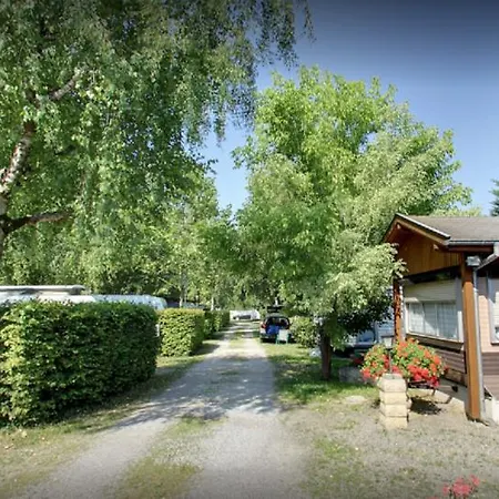 La Chaumiere Camping *