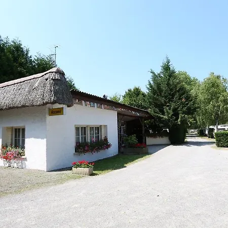 Camping La Chaumière *